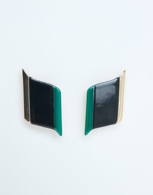 ASOS DESIGN pair of button cover cufflinks with green and black enamel, 3 of 4