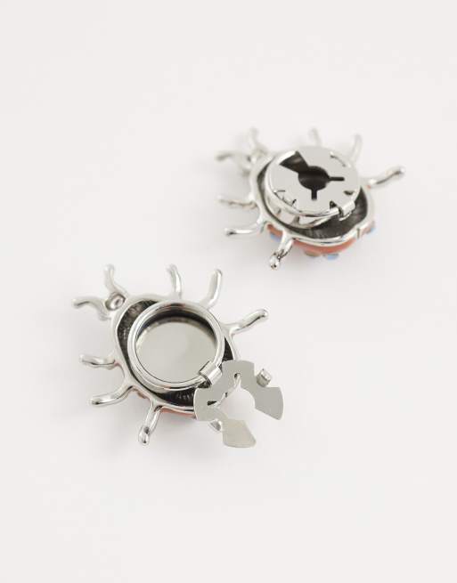 ASOS DESIGN - Paire de cache-boutons façon boutons de manchette en résine à imprimé coccinelle, 3 de 3