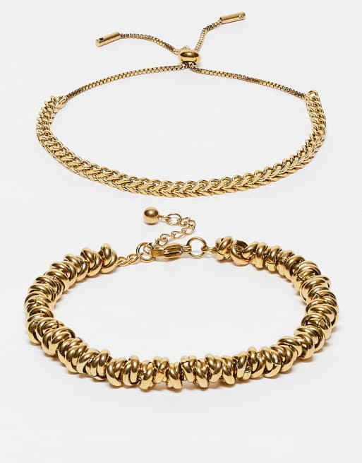 ASOS DESIGN - Pakke med 2 guldfarvede armbånd med kæde- og perledesign i vandfast, rustfrit stål