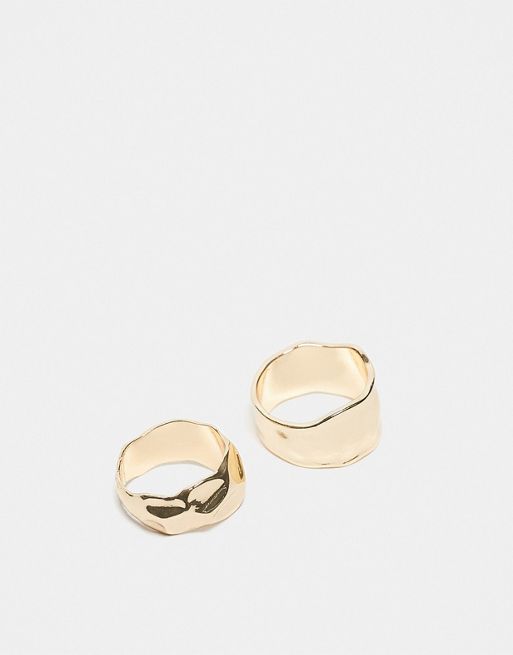 CerbeShops DESIGN - Pakke med 2 guldfarvede brede ringe med smeltet design