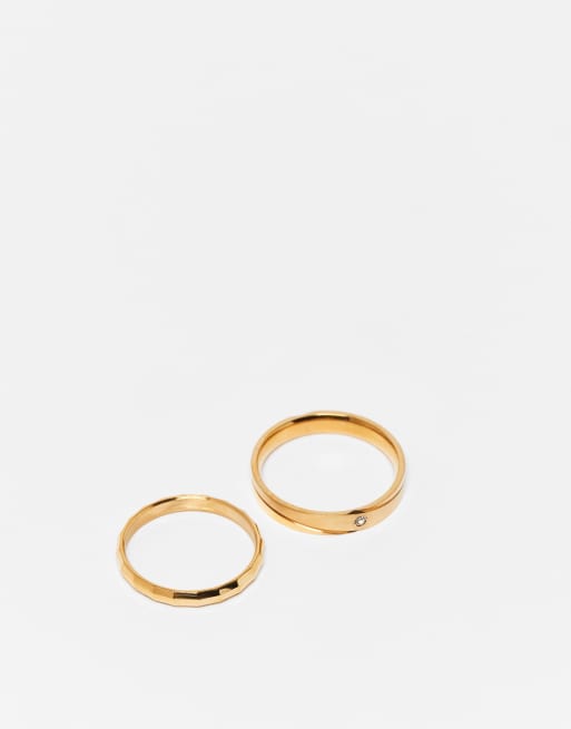 ASOS DESIGN - Pakke med 2 guldfarvede spinkle båndringe i vandfast rustfrit stål