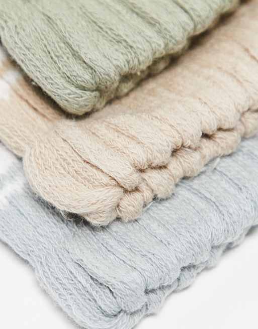 ASOS DESIGN - Pakke med 3 par løstsiddende ankelsokker med striber i neutrale farver , 3 af 4