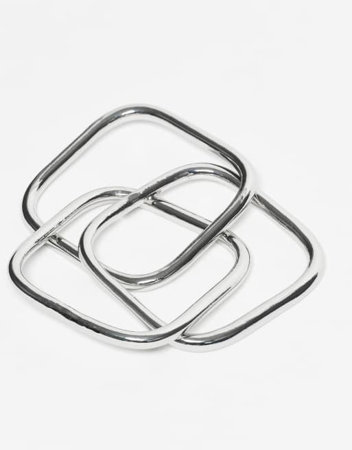 ASOS DESIGN - Pakke med 3 sølvfarvede firkantede armringe med sammenlåst design, 2 af 3