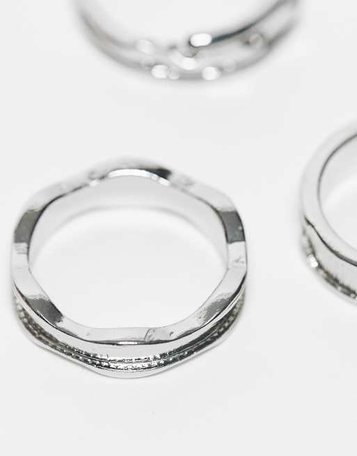 ASOS DESIGN - Pakke med 3 sølvfarvede ringe med bølgedesign og smeltet metallook, 3 af 3