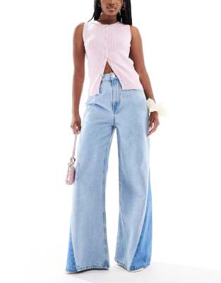 ASOS DESIGN - Palazzo-Jeans mit hohem Bund, Rissen und heruntergelassenem Saum-Blau