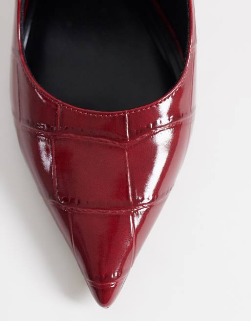 ASOS DESIGN Palazzo wedge court shoes in red croc, 2 of 4
