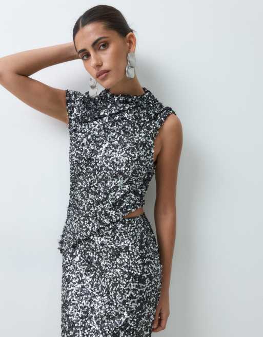ASOS DESIGN paljettmaxiklänning med draperad detalj upptill i silver, 5 av 5