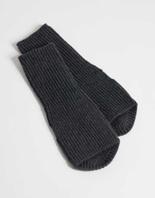 ASOS DESIGN palm warmer fingerless gloves in gray, 2 of 3