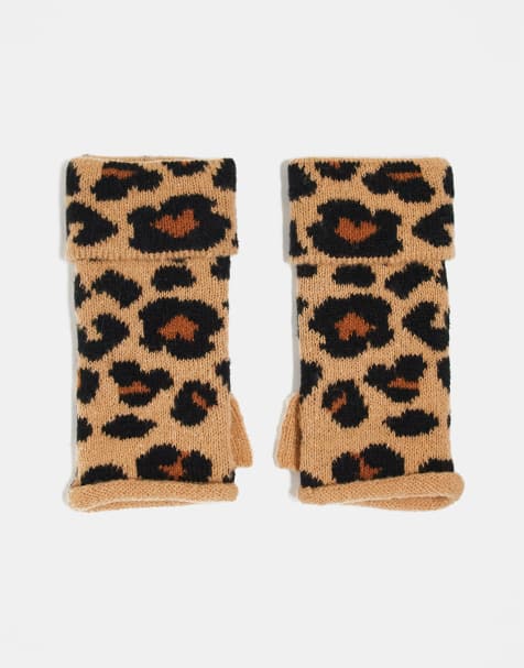 ASOS DESIGN palmwarmer in leopard design - view 1