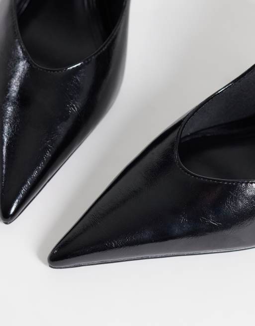 ASOS DESIGN Panda high block heel court shoes in black, 3 of 4