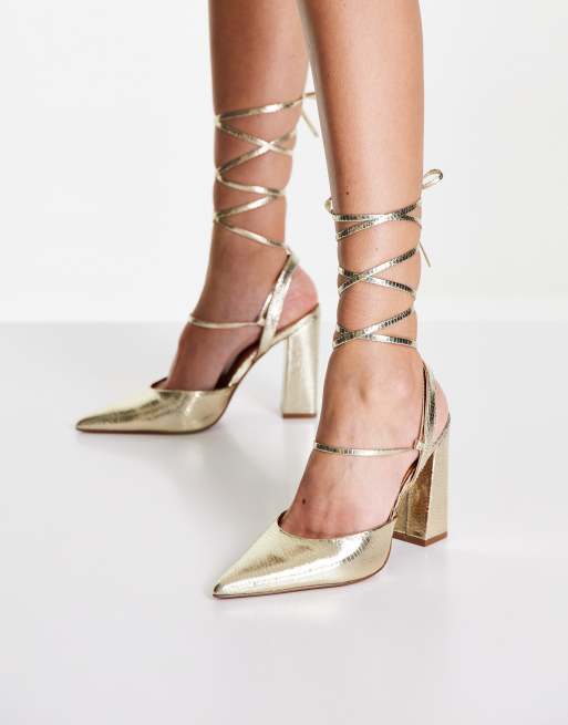 ASOS DESIGN Panda Scarpe a pianta larga con tacco largo allacciate alla caviglia color oro ASOS