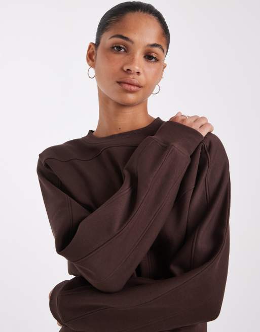 ASOS DESIGN paneldelt cocoon-sweatshirt i brun, 4 af 8