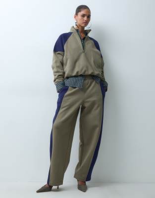 Track Style 2