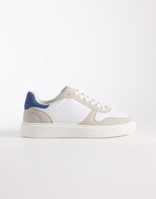  panelled trainer  and beige
