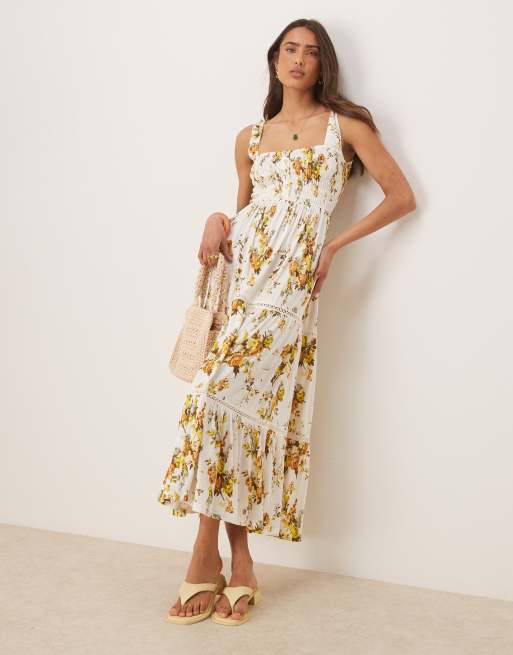 ASOS DESIGN – Panelsydd midiklänning med rysch, fyrkantig halsringning, spetsinfällningar och småblommigt vintagemönster