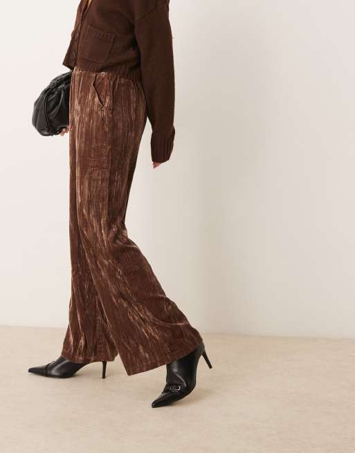 ASOS DESIGN - Pantalon à enfiler en velours froissé - Chocolat, 5 de 5