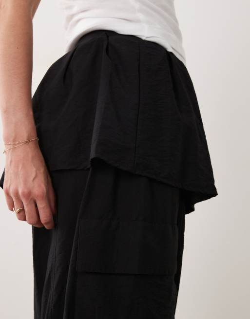 ASOS DESIGN pantalon à jambe ballon avec détail jupe en noir, 5 de 5