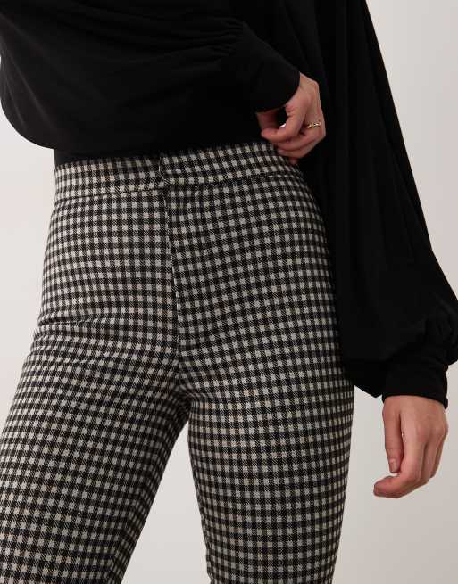 ASOS DESIGN pantalón ajustado acampanado de conjunto a pata de gallo, 3 de 5