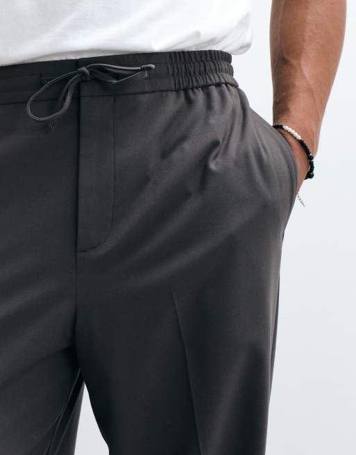 ASOS DESIGN pantalon ajusté à enfiler coupe décontractée fuselée en sergé anthracite, 3 de 5