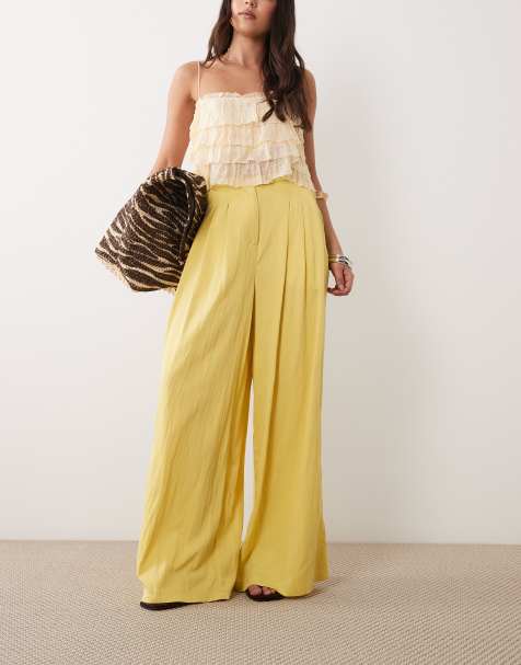 ASOS DESIGN - Pantalon ajusté fluide à taille triple plis - Jaune - view 1