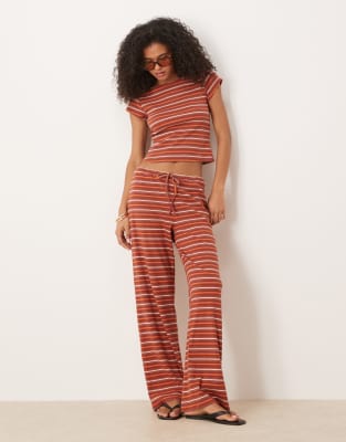 ASOS DESIGN - Pantalon ample à rayures et taille mi-haute - Rouille-Orange