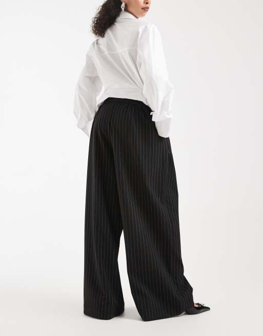 ASOS DESIGN - Pantalon ample style masculin froncé sur les côtés à fines rayures - Noir, 2 de 5