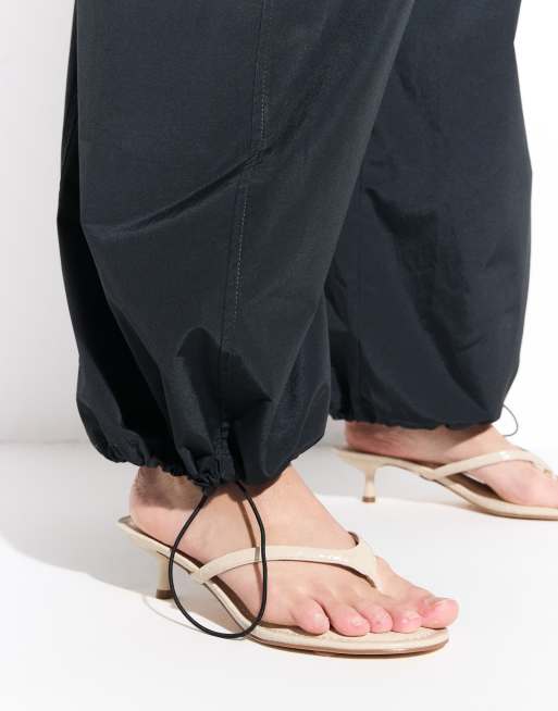 ASOS DESIGN - pantalón balloon elástico en negro, 4 de 9