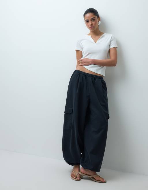 ASOS DESIGN - pantalón balloon extragrande en negro, 2 de 5
