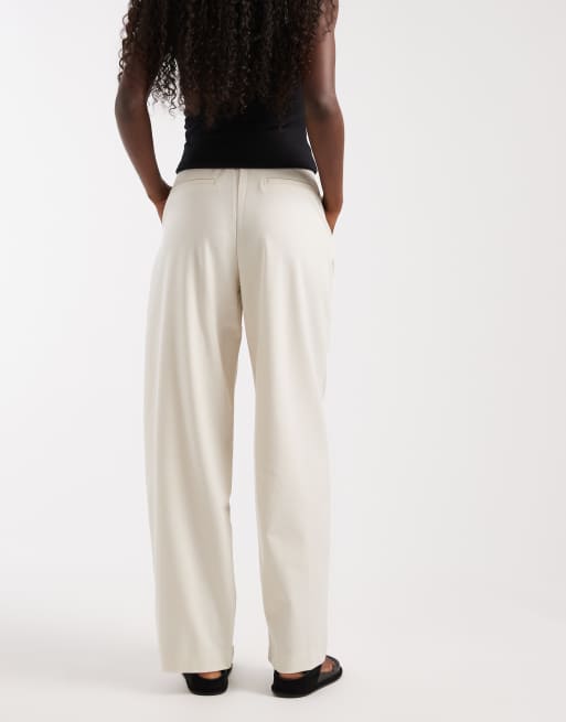 ASOS DESIGN pantalon barrel ajusté à arche en blanc cassé, 4 de 5