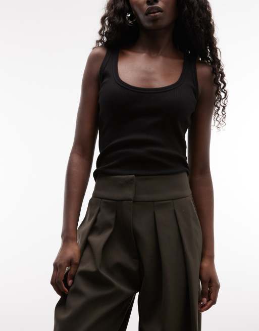 ASOS DESIGN pantalon barrel ajusté à large ceinture avec détail de plis en kaki, 4 de 5