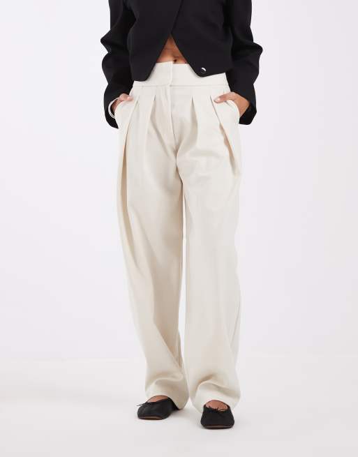 ASOS DESIGN pantalon barrel ajusté à taille haute avec détail plis, crème, 3 de 5