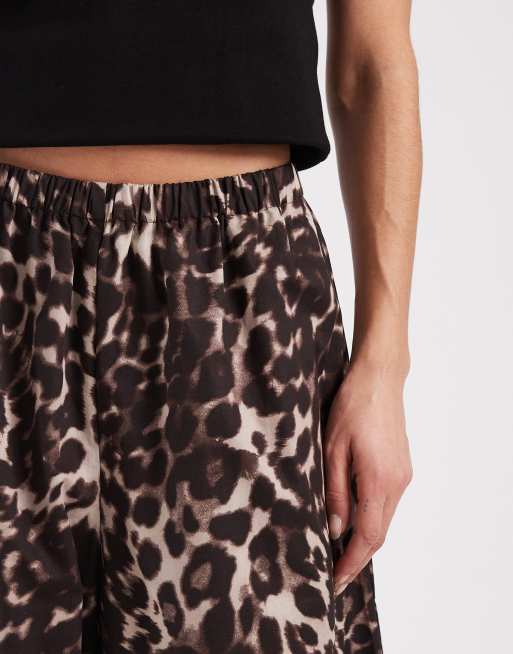 ASOS DESIGN - Pantalon bouffant à enfiler en coton et nylon mélangés à imprimé animal, 4 de 5