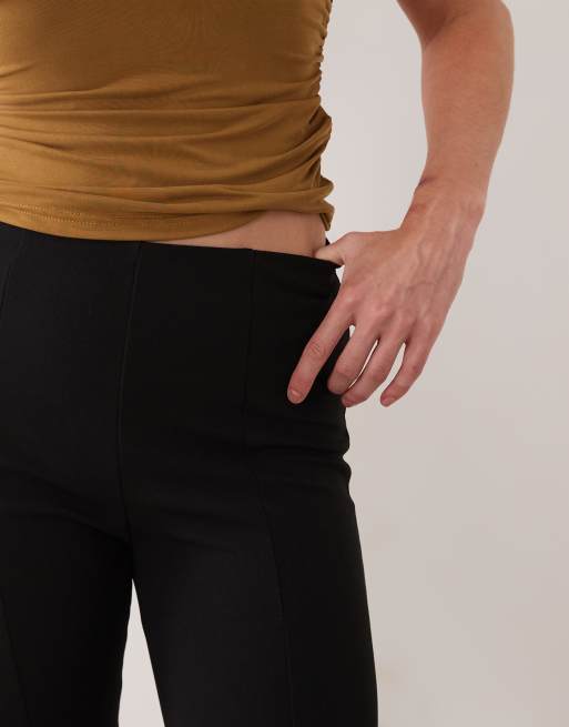 ASOS DESIGN pantalon capri long sculptant noir, 4 de 5