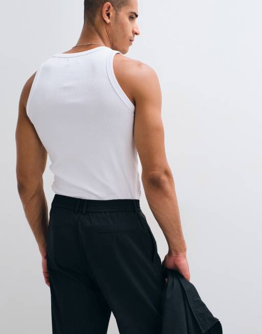 ASOS DESIGN pantalon carrot fit de costume coordonné en seersucker noir, 3 de 5