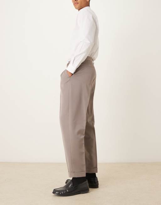 ASOS DESIGN - Pantalon chic décontracté fuselé à revers - Marron, 3 de 5