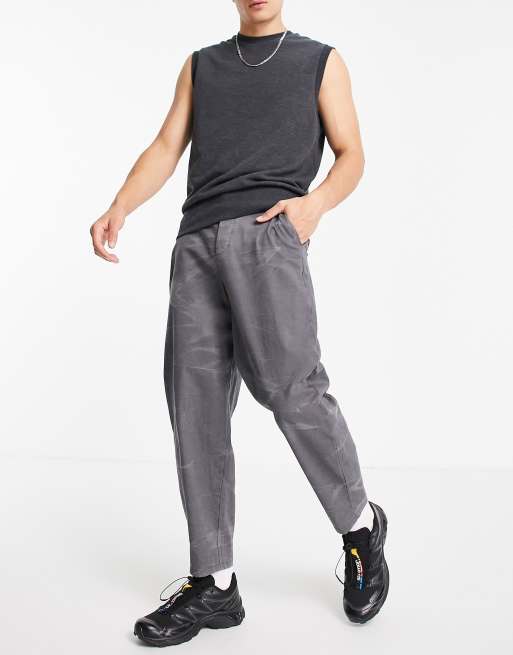 ASOS DESIGN - Pantalon coupe ajustée oversize à plis - Anthracite délavé marbré