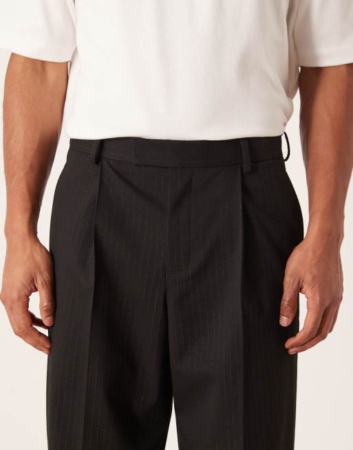 ASOS DESIGN - Pantalon de costume ample à fines rayures métallisées - Noir, 4 de 5