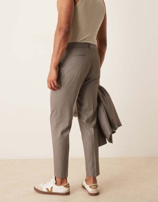 ASOS DESIGN - Pantalon de costume fuselé en sergé à fines rayures - Marron, 4 de 5