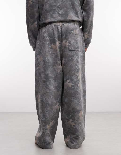 ASOS DESIGN - Pantalon de jogging d'ensemble bouffant oversize à imprimé camouflage délavé - Marron, 5 de 5
