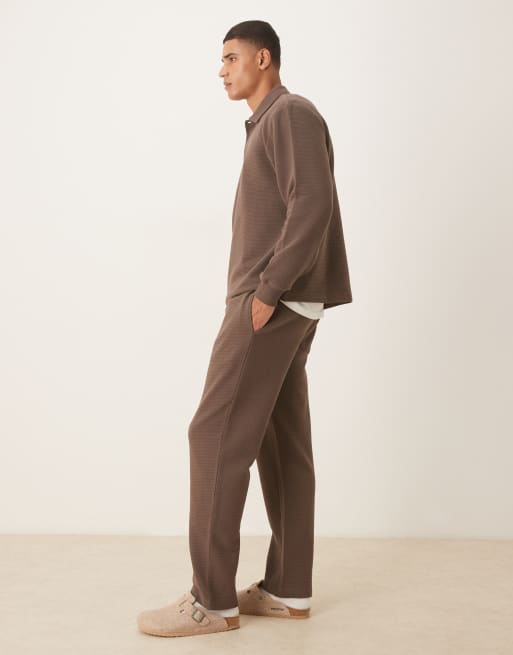 ASOS DESIGN - Pantalon de jogging droit d'ensemble en tissu épais style néoprène côtelé - Marron, 3 de 5