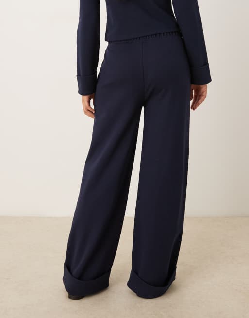 ASOS DESIGN - Pantalon de jogging en interlock à ourlets retroussés - Bleu marine, 4 de 5