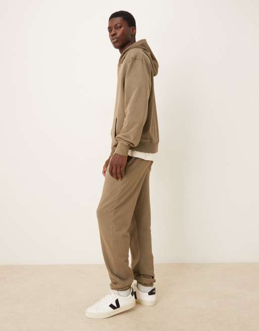 ASOS DESIGN - Pantalon de jogging fuselé d'ensemble teint en pièce - Kaki, 3 de 5
