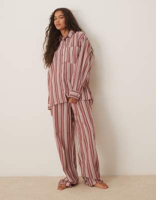 ASOS DESIGN - Pantalon de pyjama tissé léger à rayures - Rouge et blanc