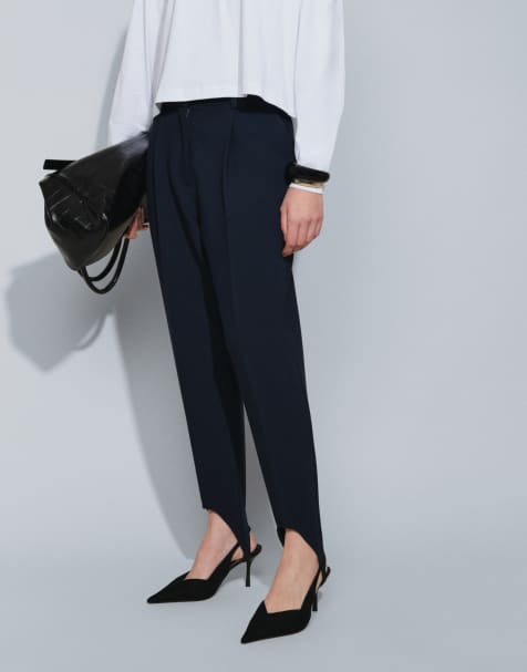 ASOS DESIGN - pantalón de traje con bajo de estribo en azul marino - view 1