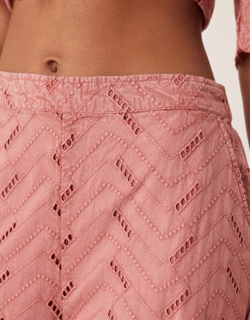ASOS DESIGN - Pantalon d'ensemble décontracté en broderie anglaise à motif géométrique - Rose, 2 de 5