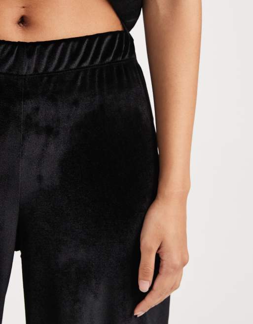 ASOS DESIGN - Pantalon d'ensemble en velours à taille mi-haute et ourlets en dentelle - Noir, 3 de 5