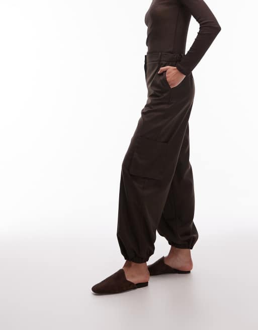 ASOS DESIGN - Pantalon droit ajusté resserré aux chevilles avec poches cargo - Chocolat, 2 de 5