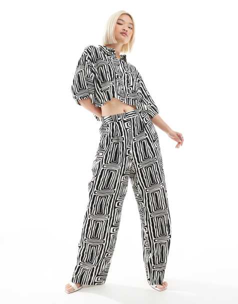 ASOS DESIGN - Pantalon droit d'ensemble à enfiler avec imprimé - Noir et blanc - view 1