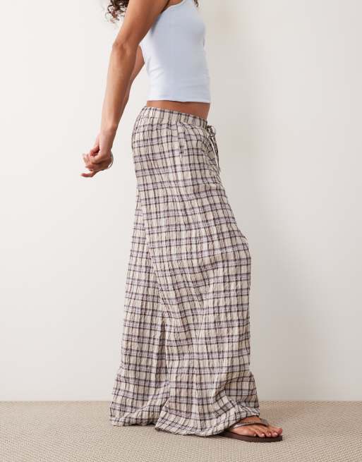 ASOS DESIGN - pantalón elástico a cuadros marrón de conjunto, 2 de 5