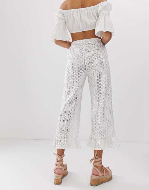 ASOS DESIGN Pantalon en broderie anglaise avec ourlet et bordure volant s